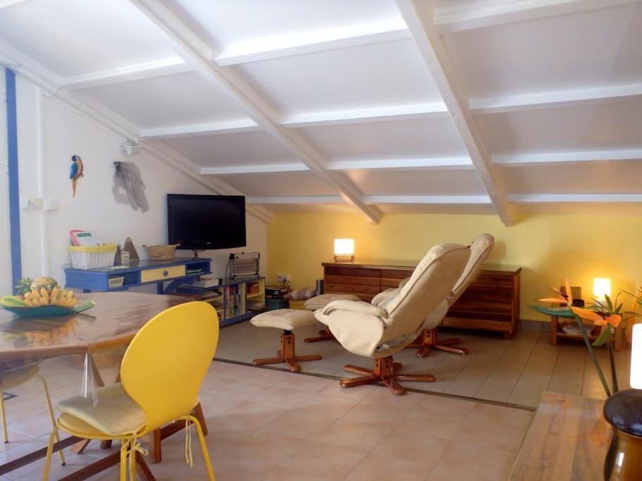 Charmant Et Spacieux Studio A 50M De La Plage Le Diamant Buitenkant foto